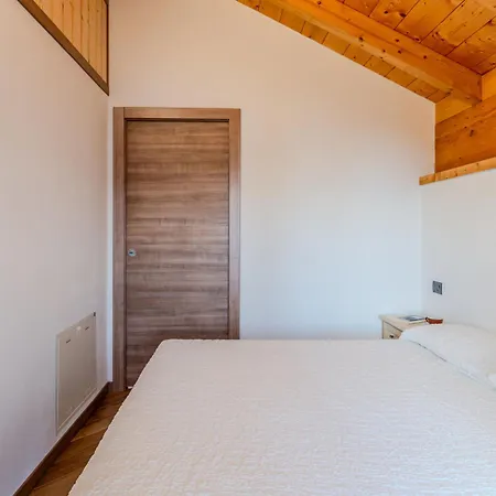 Ribes By Interhome Bugiallo